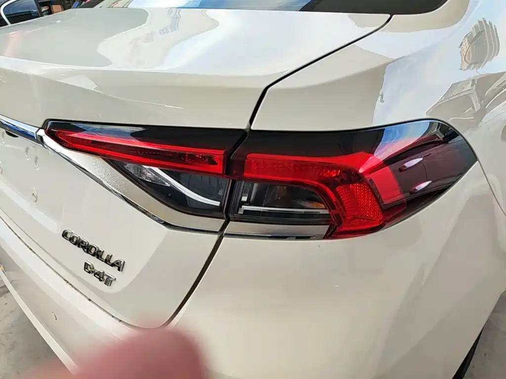 Toyota Corolla — миниатюра 8
