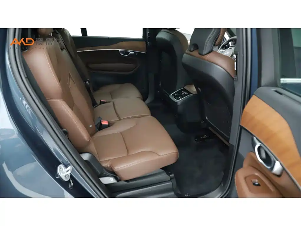 Volvo XC90 — миниатюра 8
