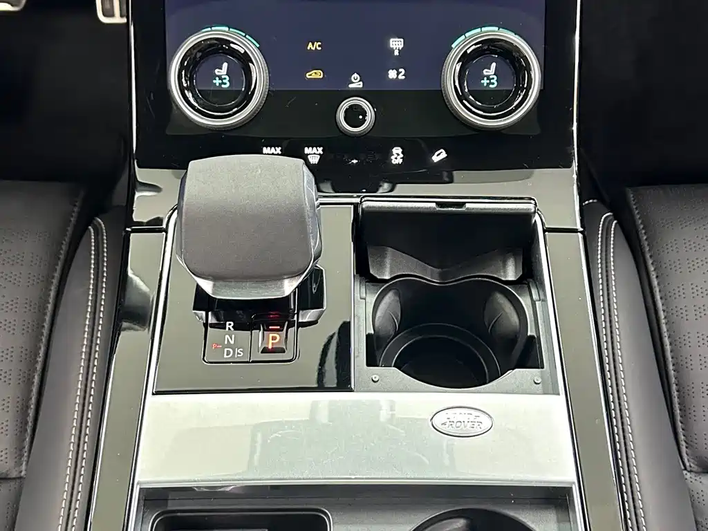 Land Rover Velar — миниатюра 16