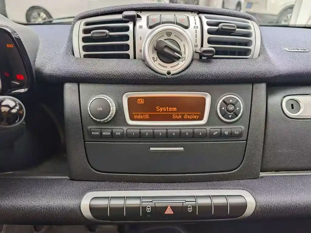smart Smart Fortwo — миниатюра 13