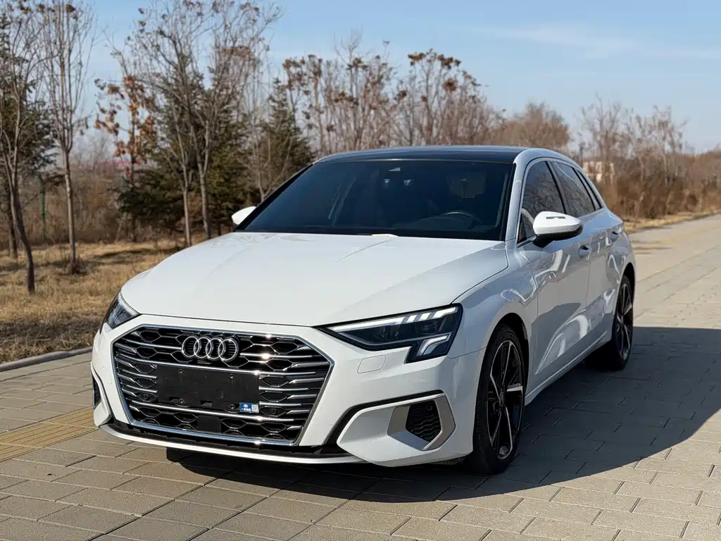 Купить Audi A3