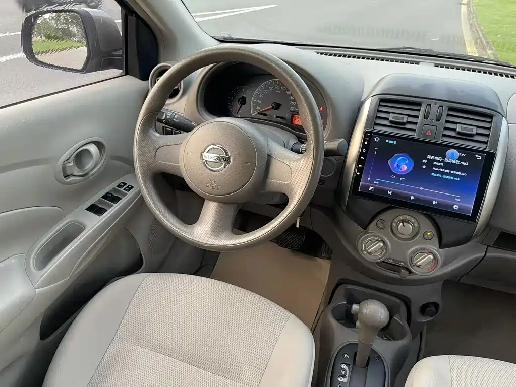 Nissan Sunny — миниатюра 13
