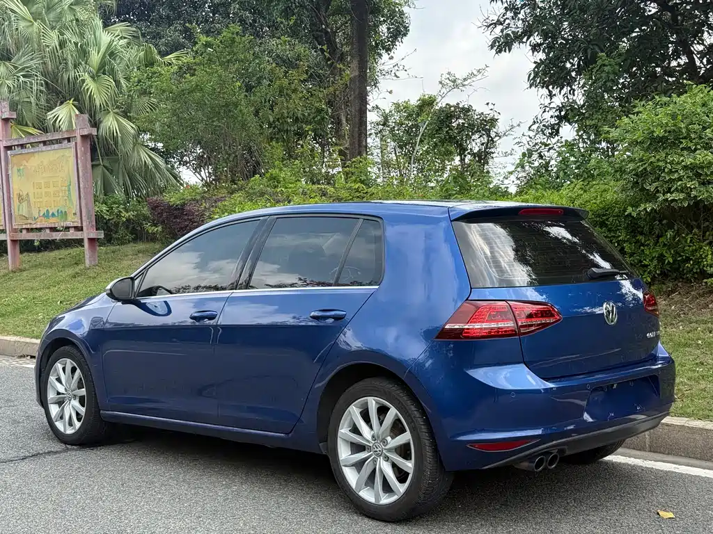 Volkswagen Golf 2014 1.4TSI AT Luxury