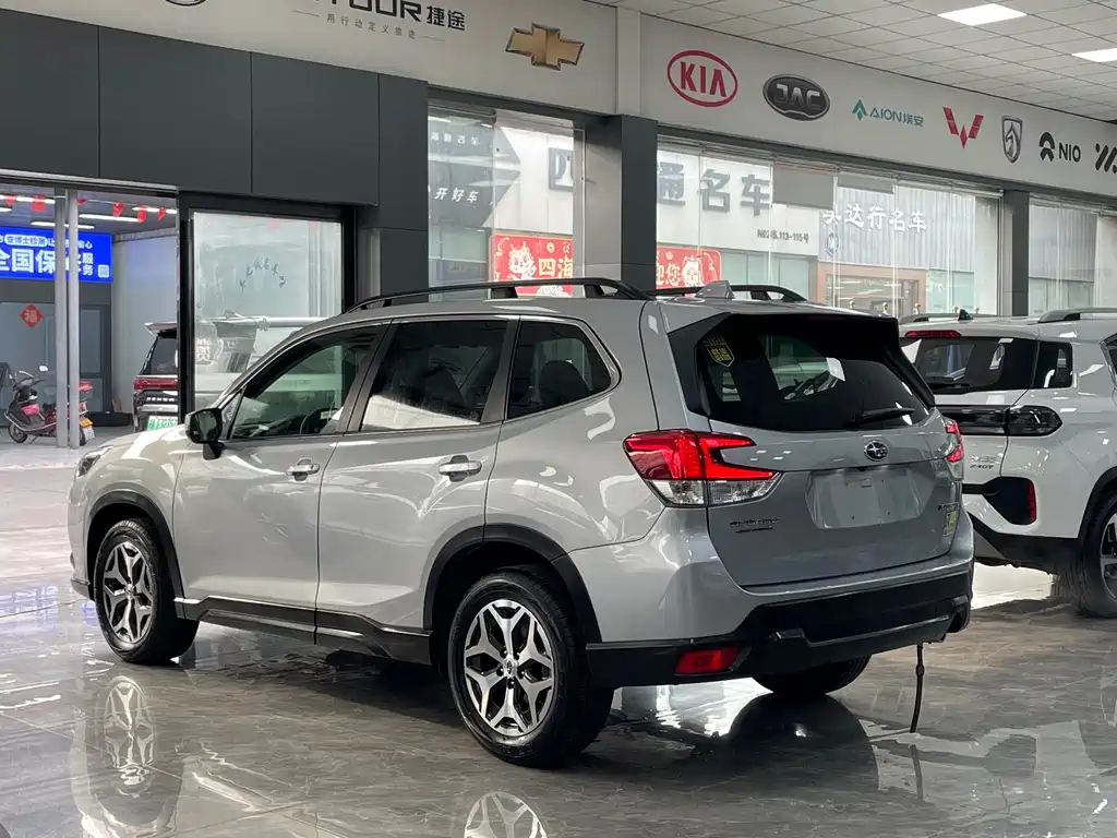 SUBARU FORESTER