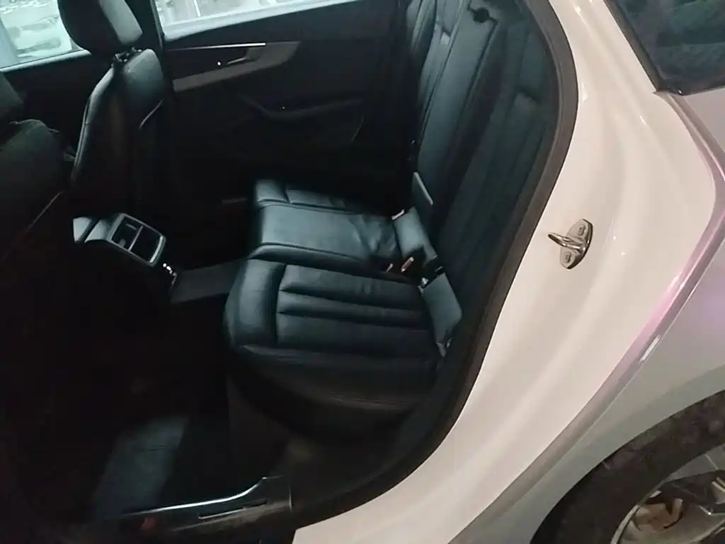 Audi A4L — миниатюра 17