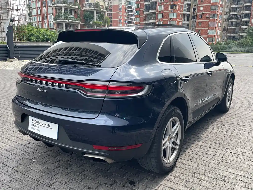Porsche Macan — миниатюра 11