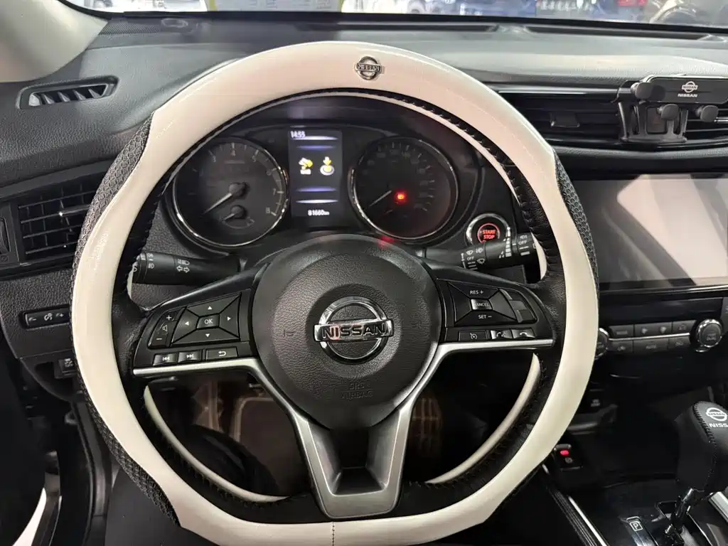 Nissan X-Trail — миниатюра 16