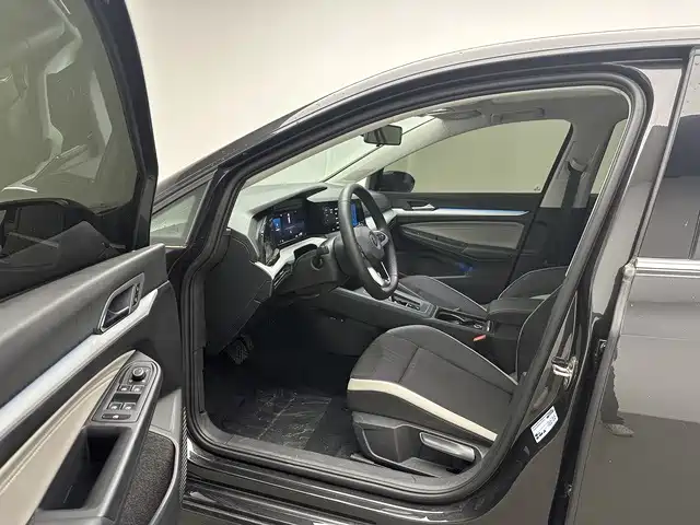 Volkswagen Golf — миниатюра 11