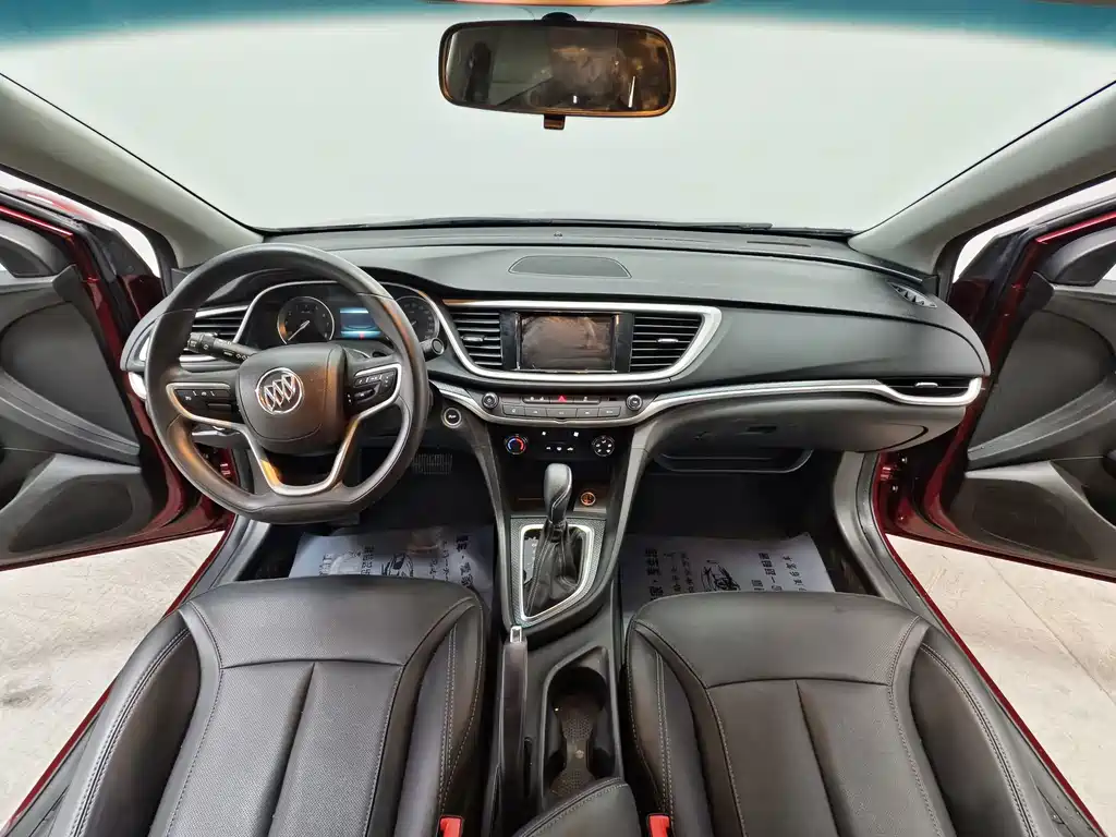 Buick Excelle — миниатюра 9