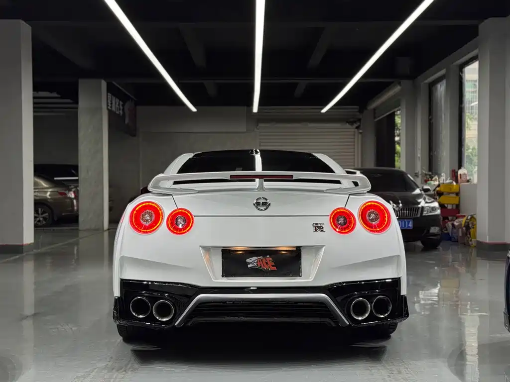 Nissan GT-R 2013 3.8T Premium Edition