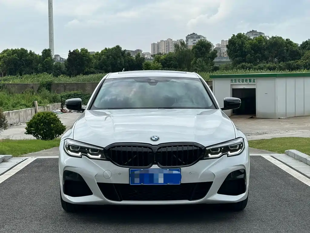 BMW 3 Series — миниатюра 2