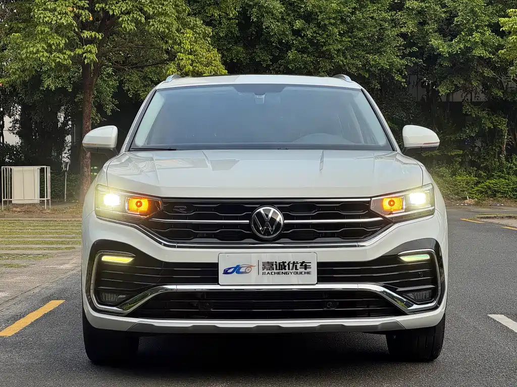 Volkswagen X — миниатюра 2