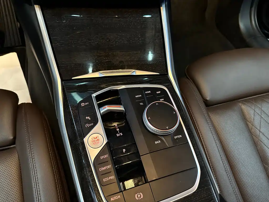 BMW 3 Series — миниатюра 9