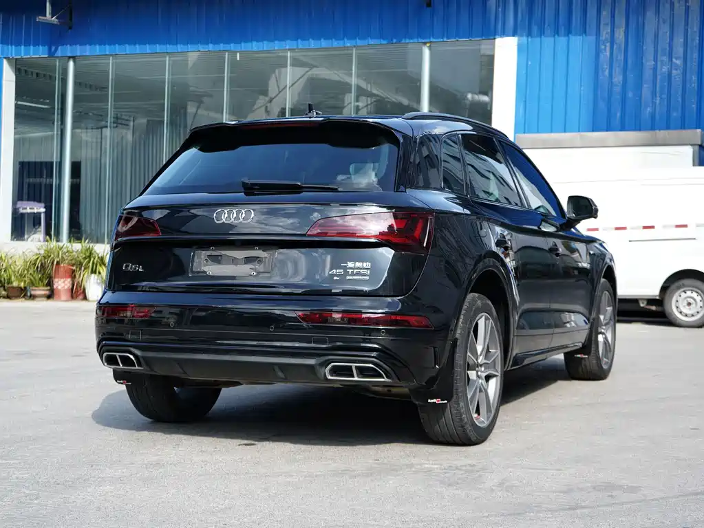 Audi Q5L — миниатюра 18
