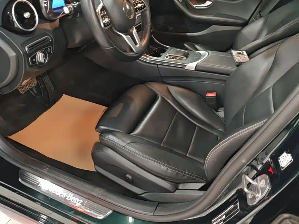 Mercedes-Benz C-Class — миниатюра 15