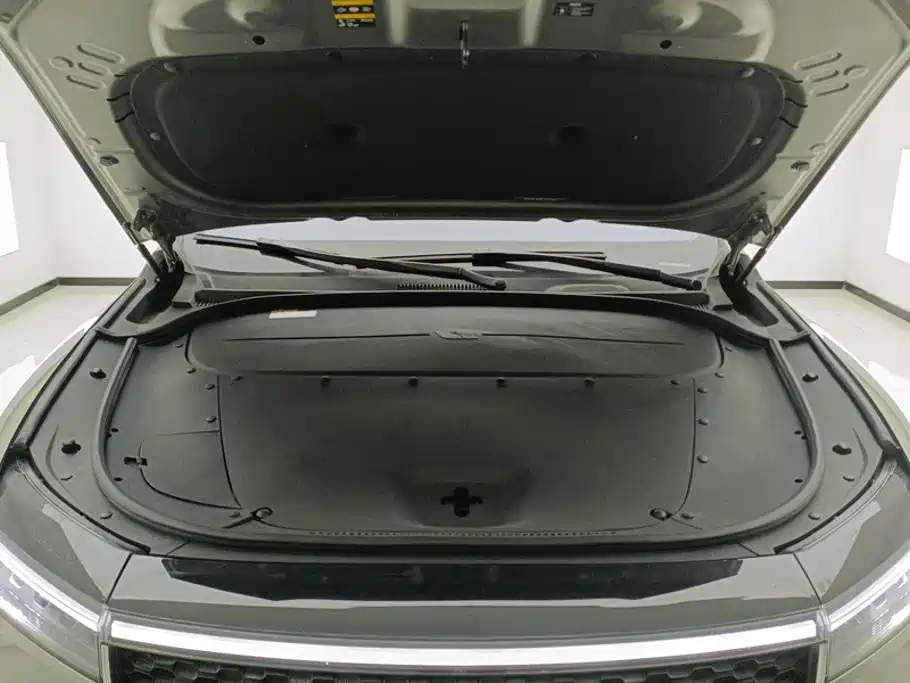 Li Auto Li ONE — миниатюра 10