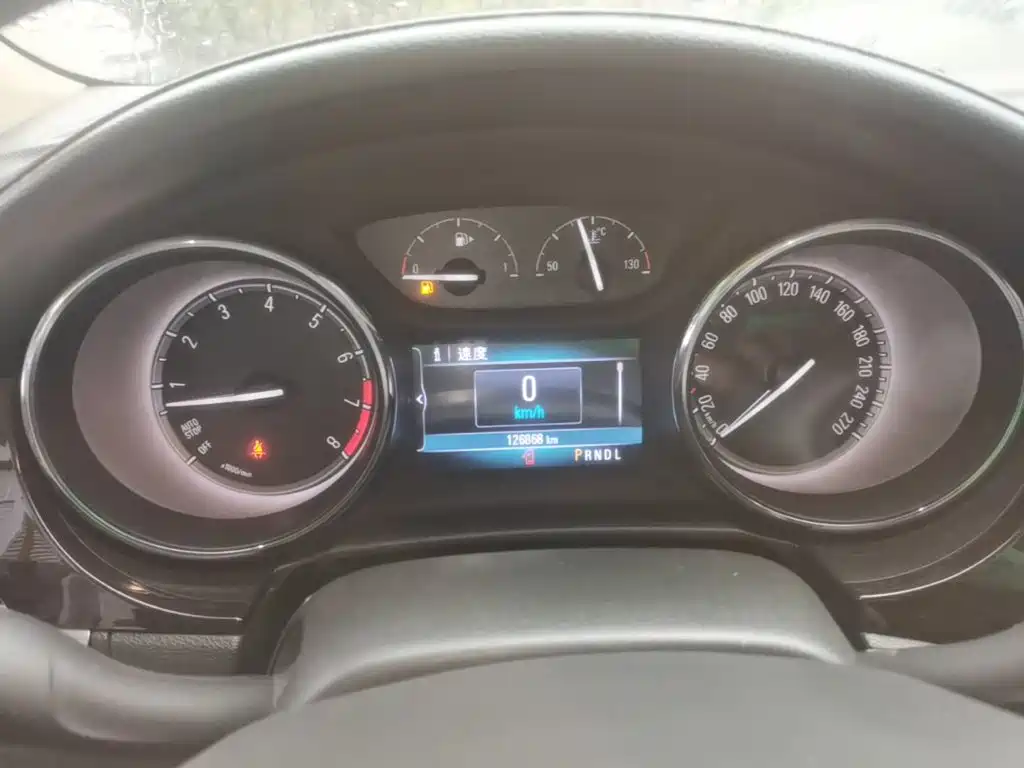 Buick Verano — миниатюра 12