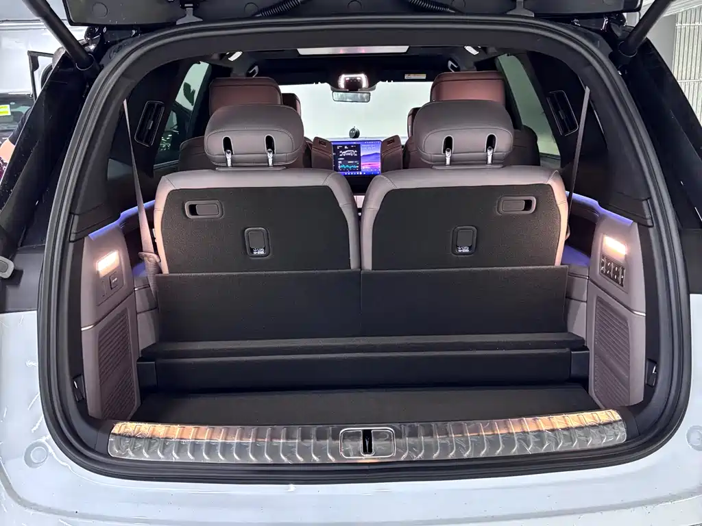 NIO ES8 2026 мест Executive Luxury