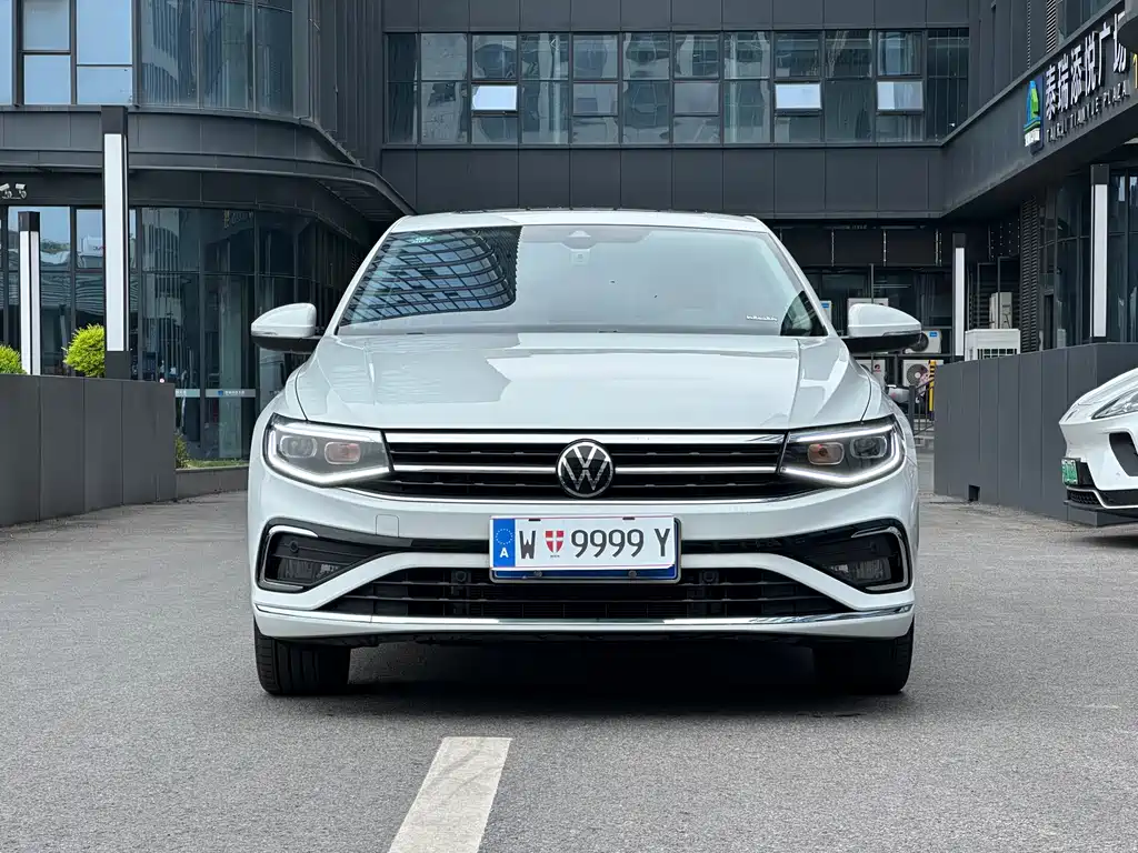 Volkswagen Bora — миниатюра 2