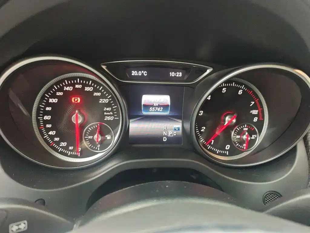 Mercedes-Benz GLA — миниатюра 5