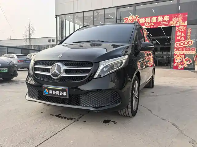 MERCEDES-BENZ V CLASS