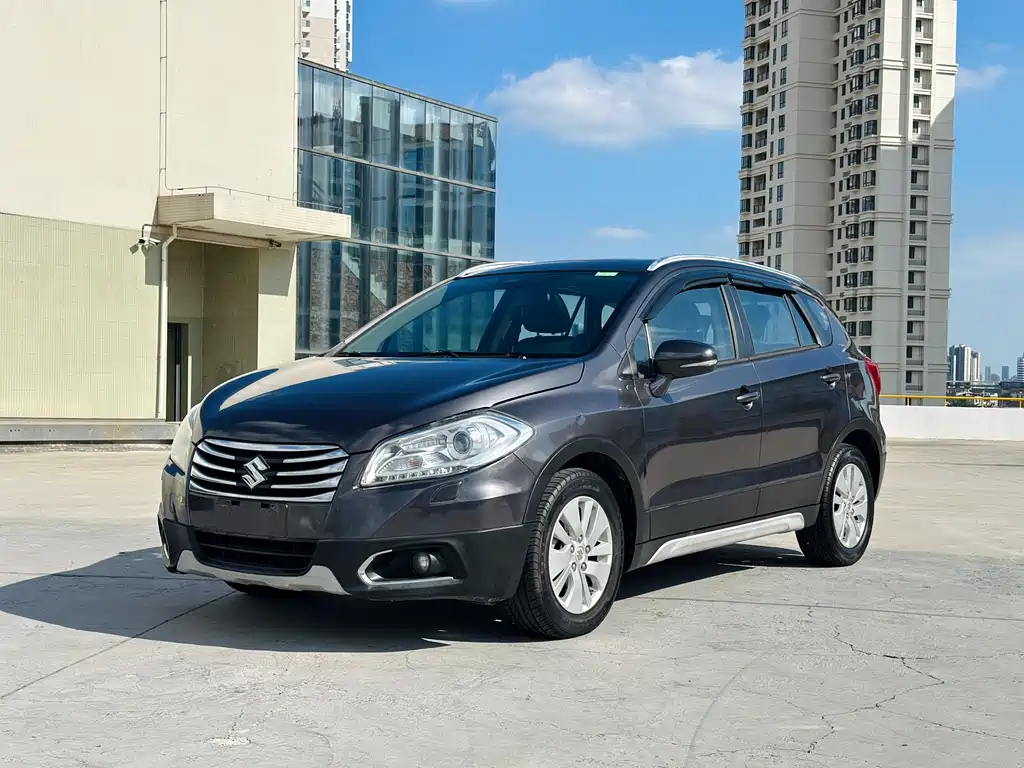 Suzuki S-Cross 2014