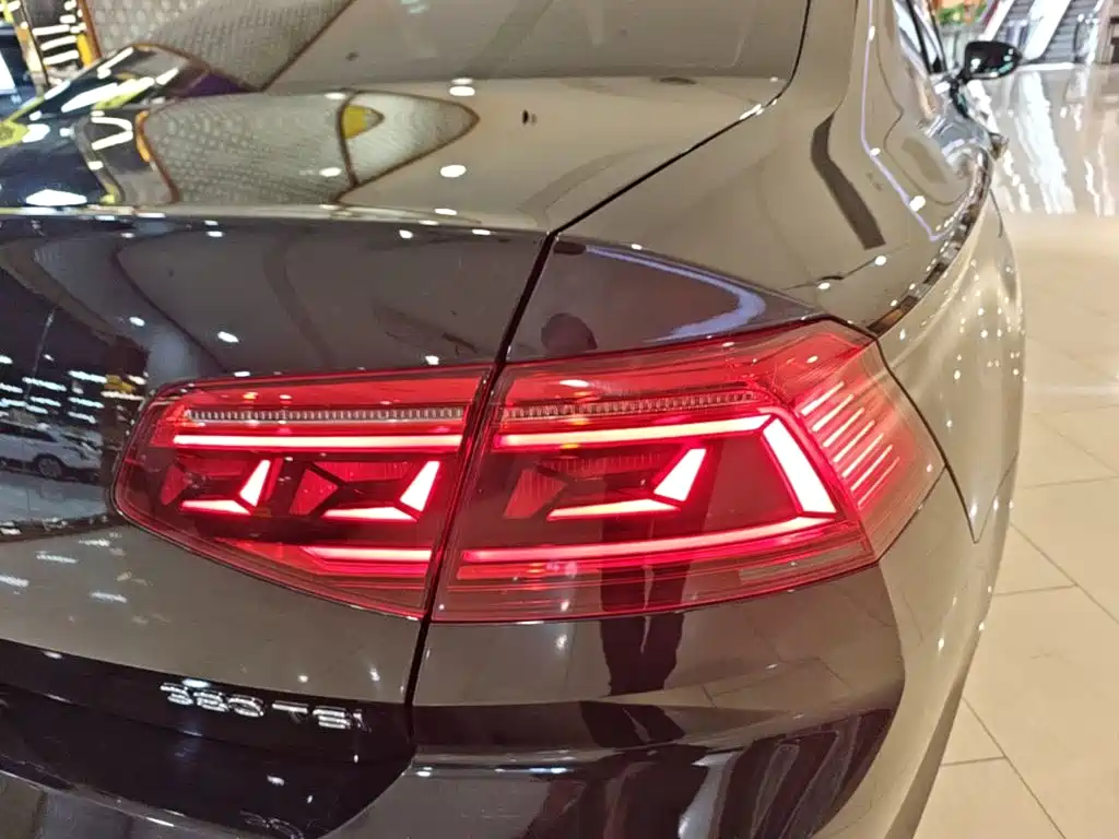 Volkswagen Magotan — миниатюра 8