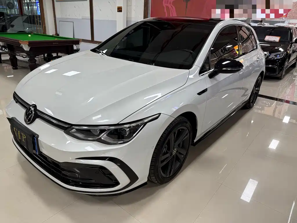 Volkswagen Golf 2021