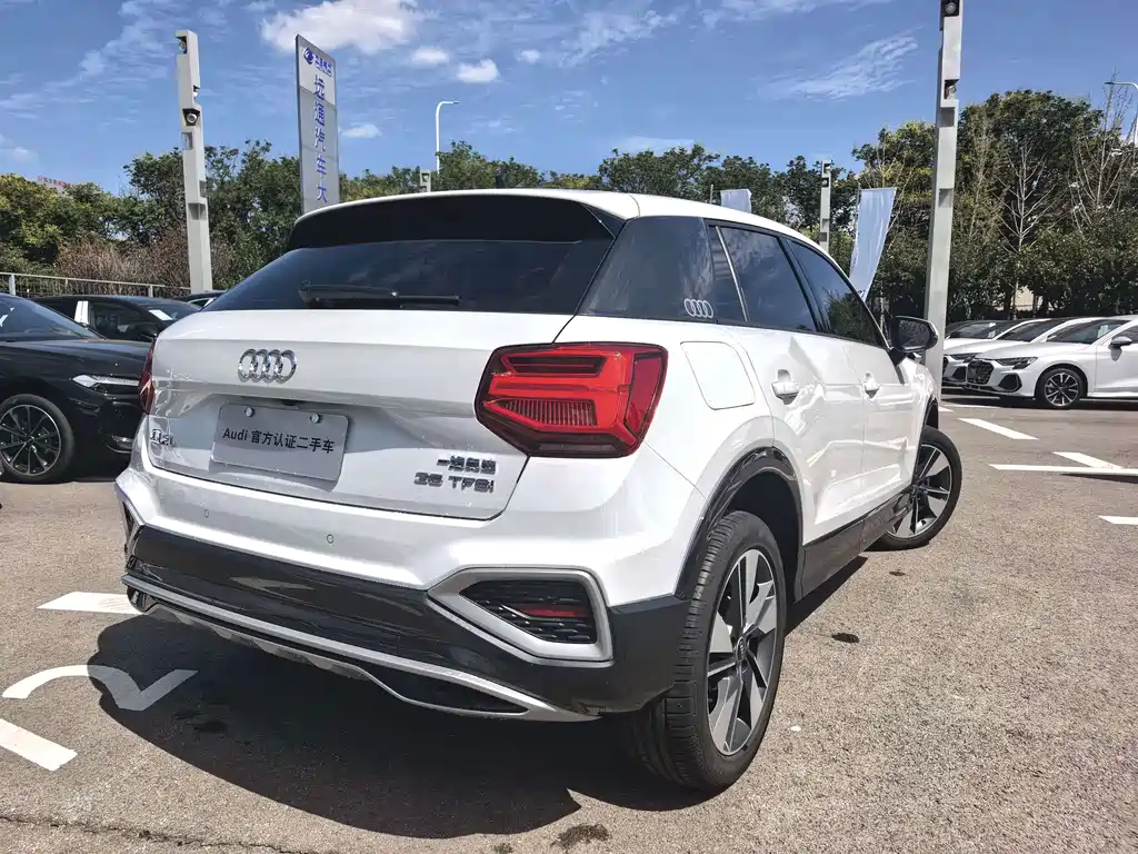 Audi Q2L — миниатюра 23