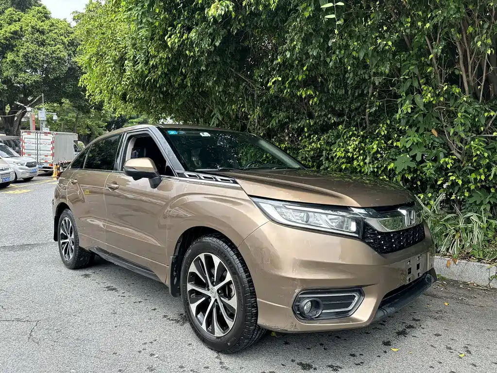 Купить Honda Avancier