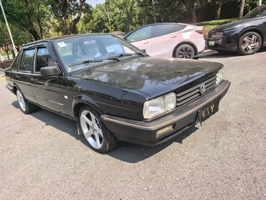 Volkswagen Santana — миниатюра 3
