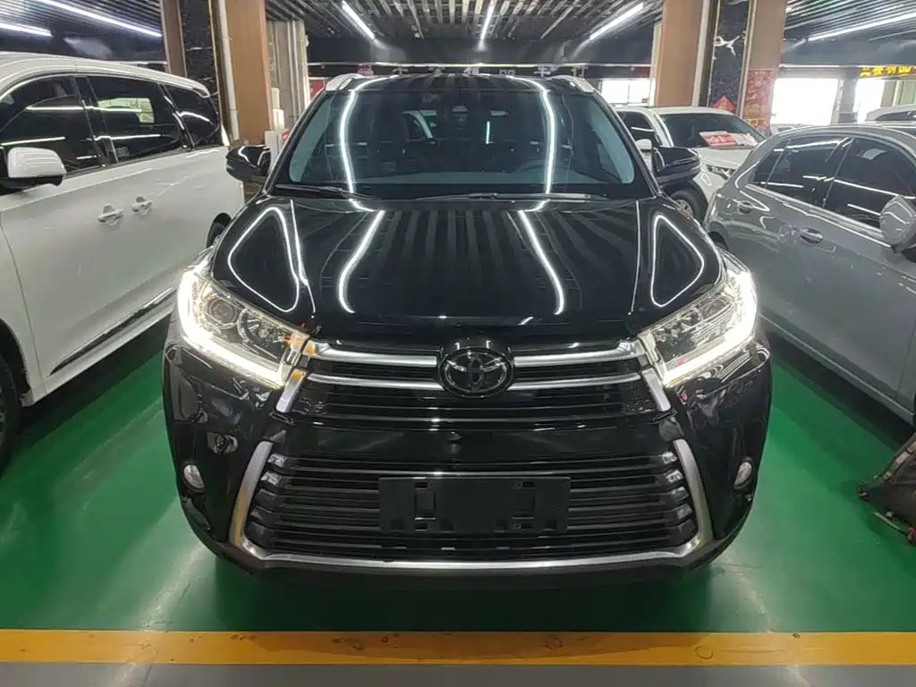 Toyota Highlander — миниатюра 3