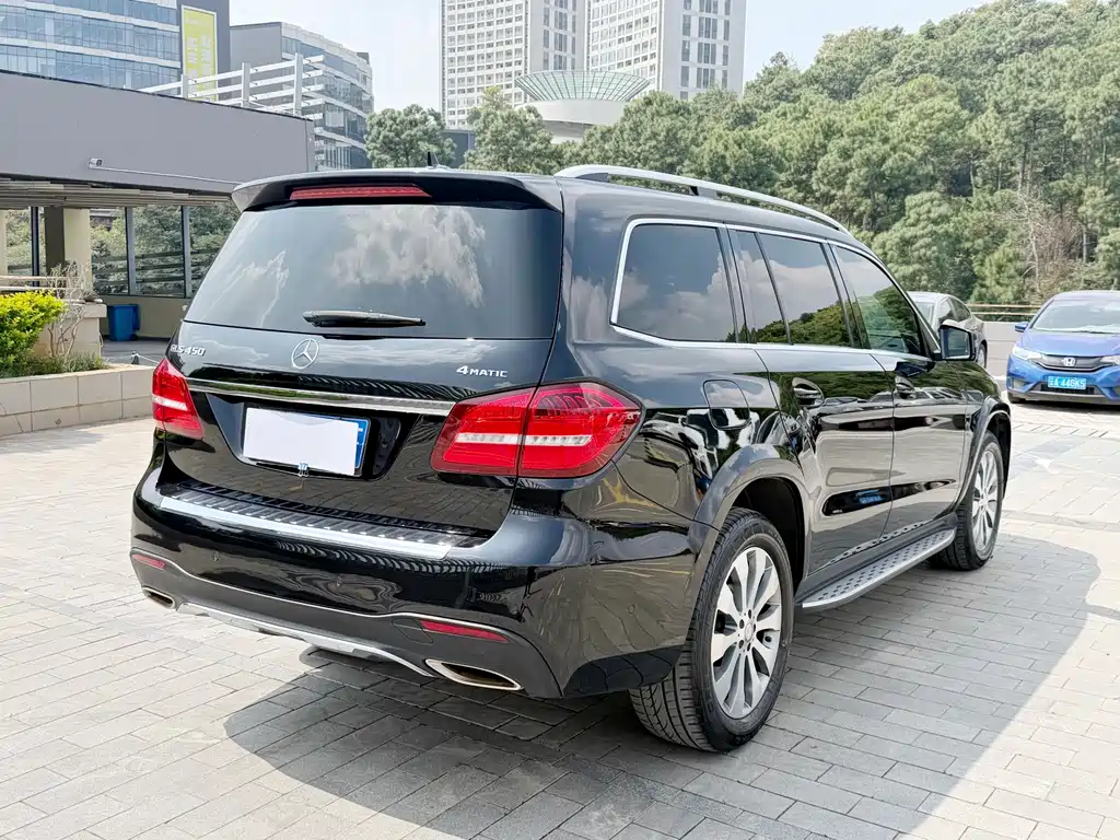 Mercedes-Benz GLS — миниатюра 13