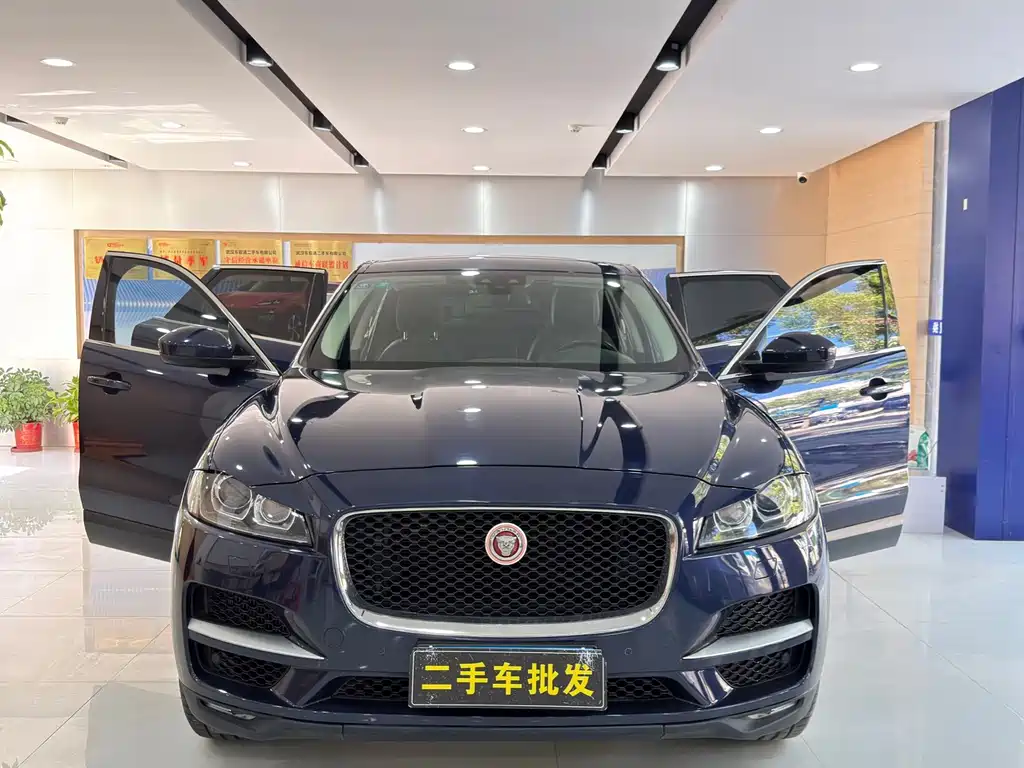 Jaguar F-PACE — миниатюра 16