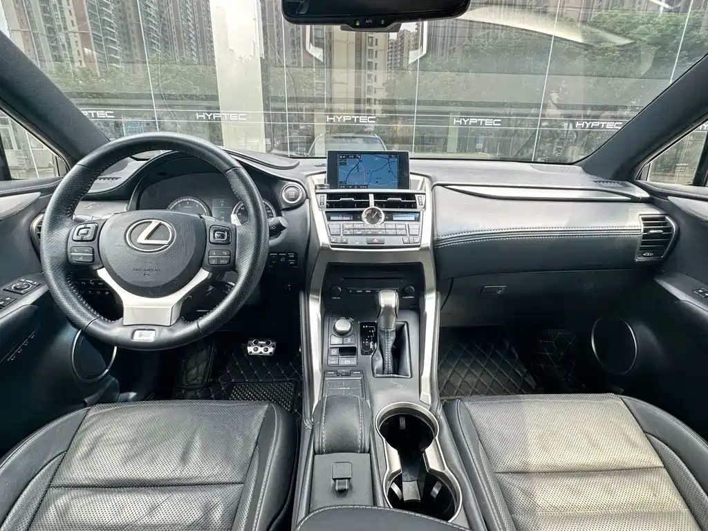 Lexus NX — миниатюра 9