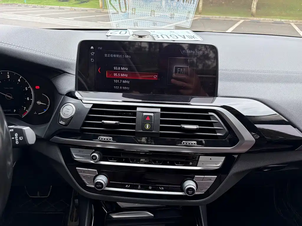 BMW X3 — миниатюра 14