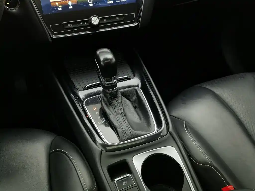Roewe i5 — миниатюра 13