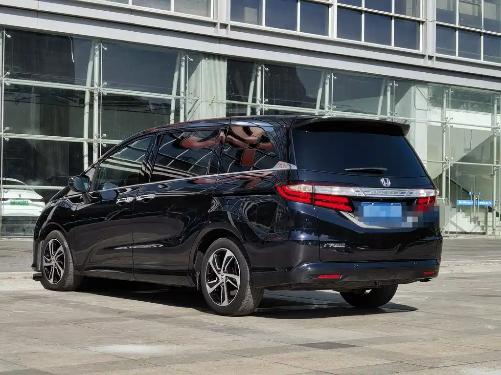 Honda Odyssey — миниатюра 7