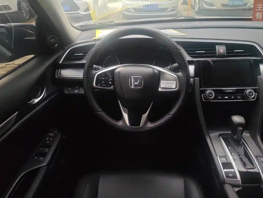 Honda Civic — миниатюра 15