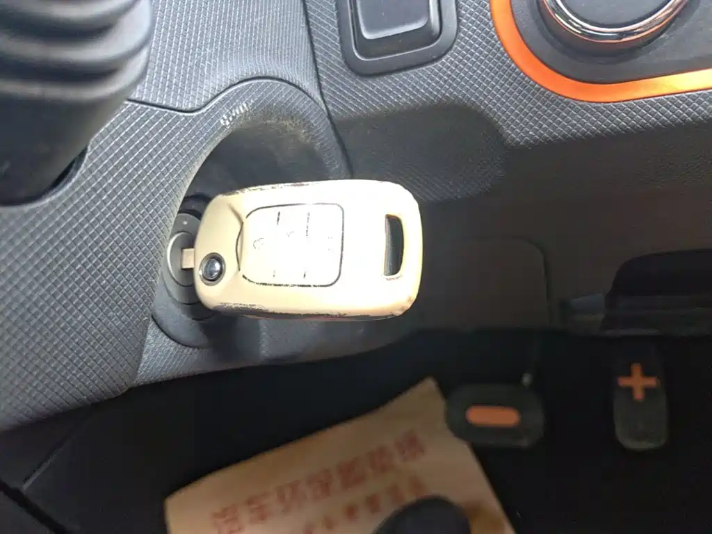Wuling MINIEV — миниатюра 9