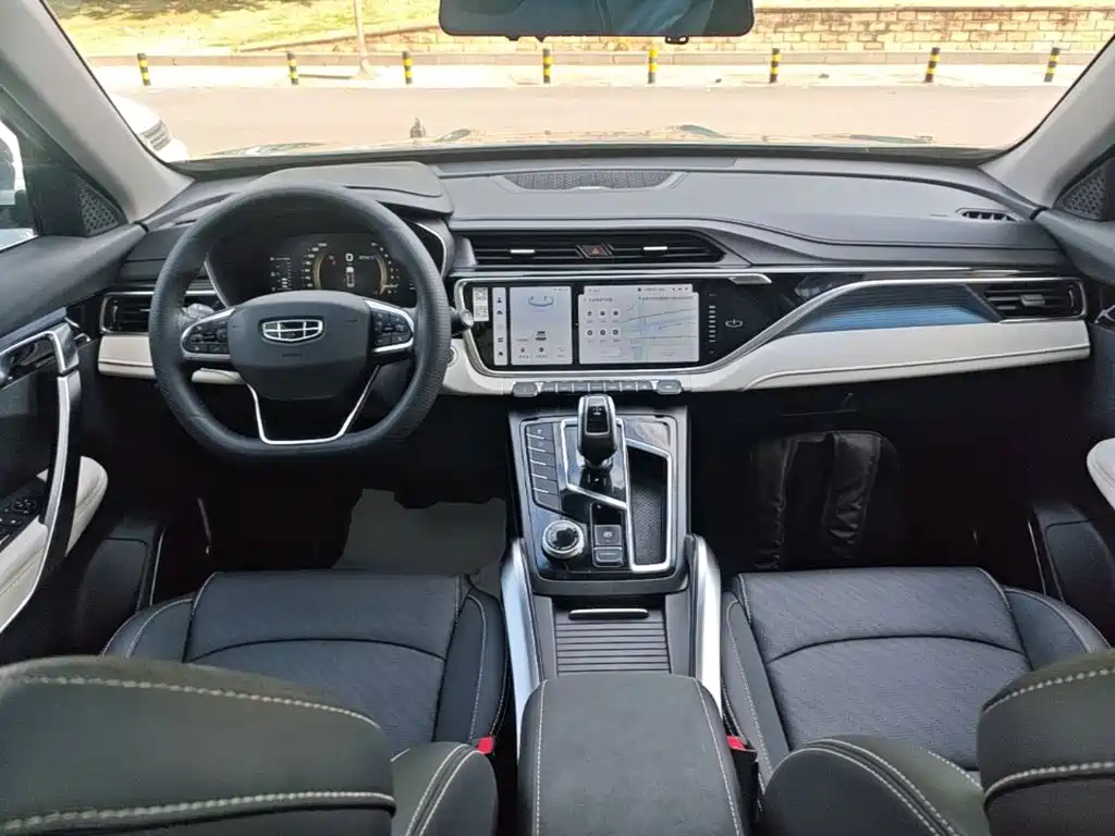 Geely Boyue — миниатюра 10