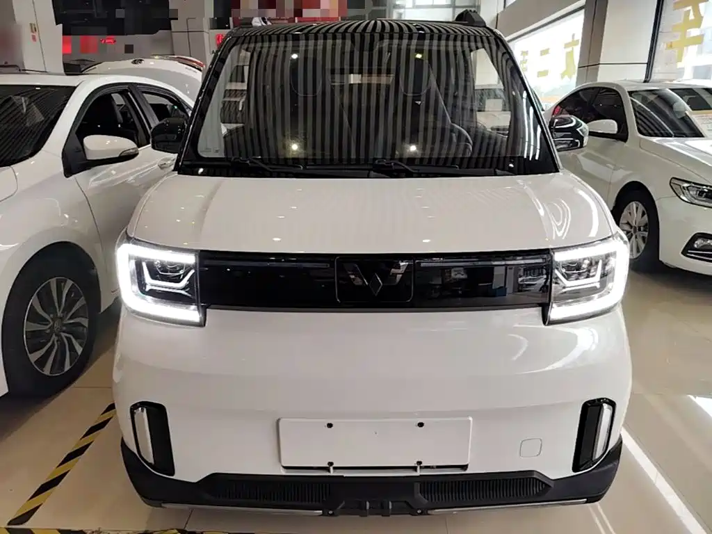 Wuling MINIEV — миниатюра 3