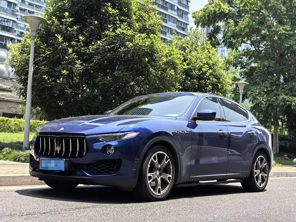 Купить Maserati Levante