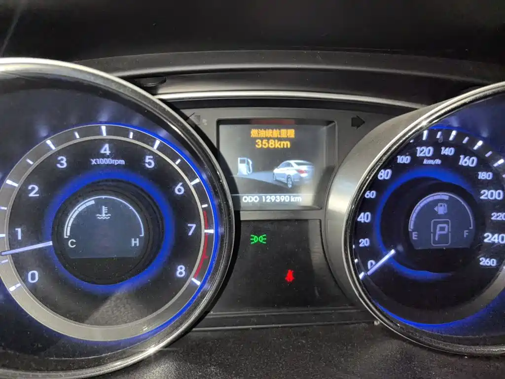 Hyundai Sonata — миниатюра 8