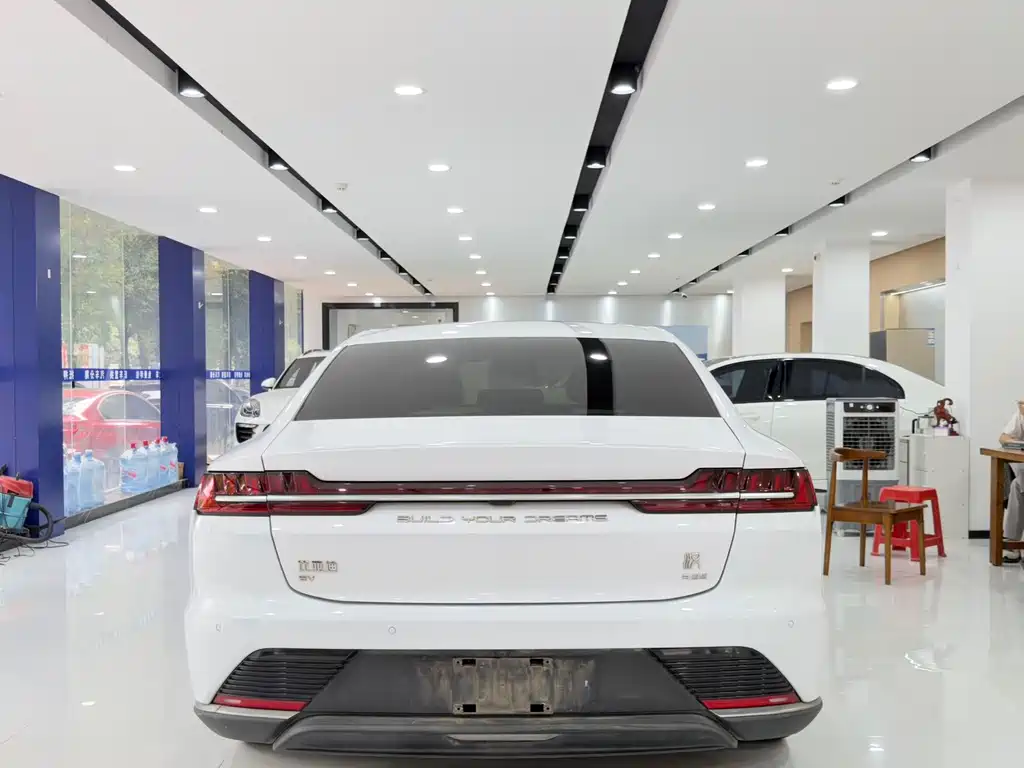 BYD Han — миниатюра 8