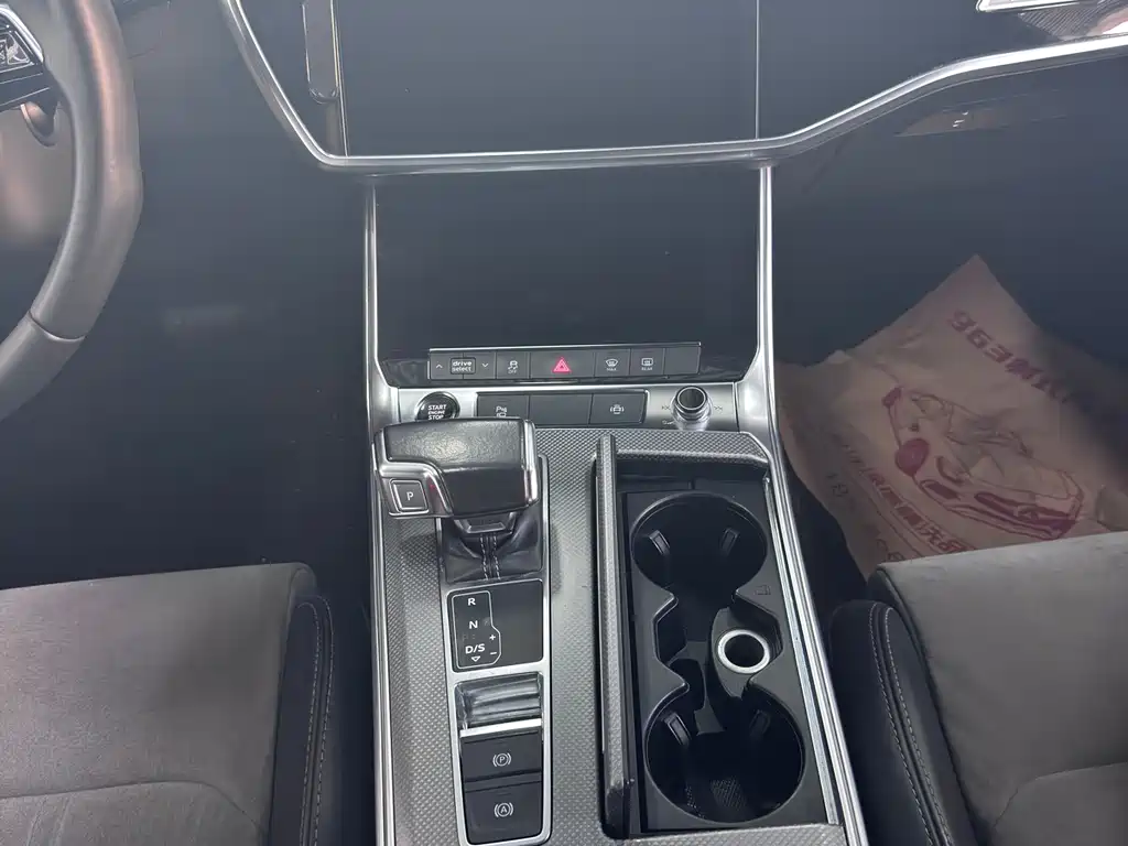 Audi A6L — миниатюра 7
