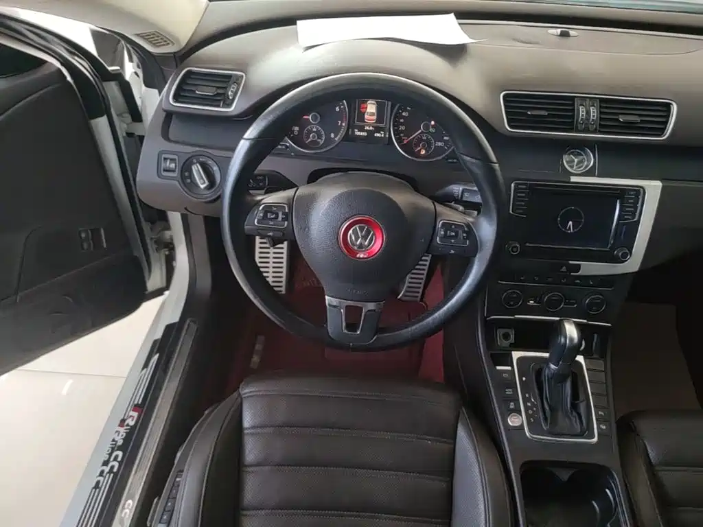 Volkswagen CC — миниатюра 11