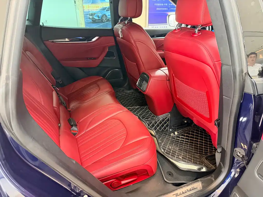 Maserati Levante — миниатюра 8