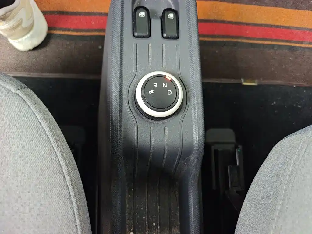Wuling MINIEV — миниатюра 10