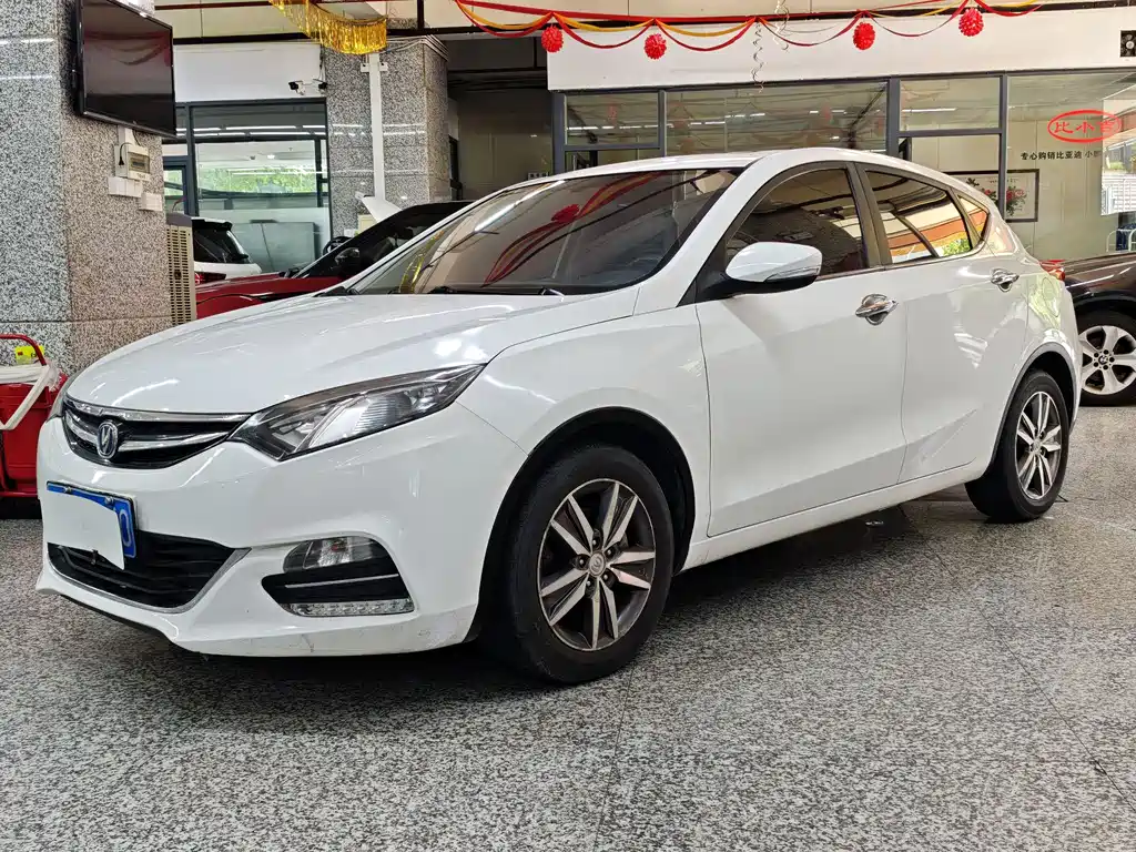 2016 Changan Eado - zdjęcie 1 z 14